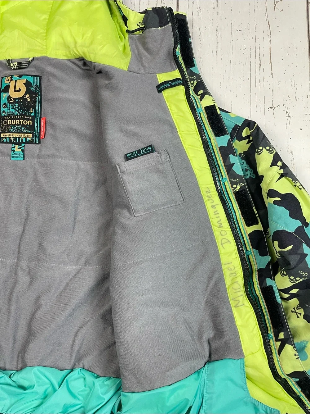 Burton Snowboard/Ski Jacket